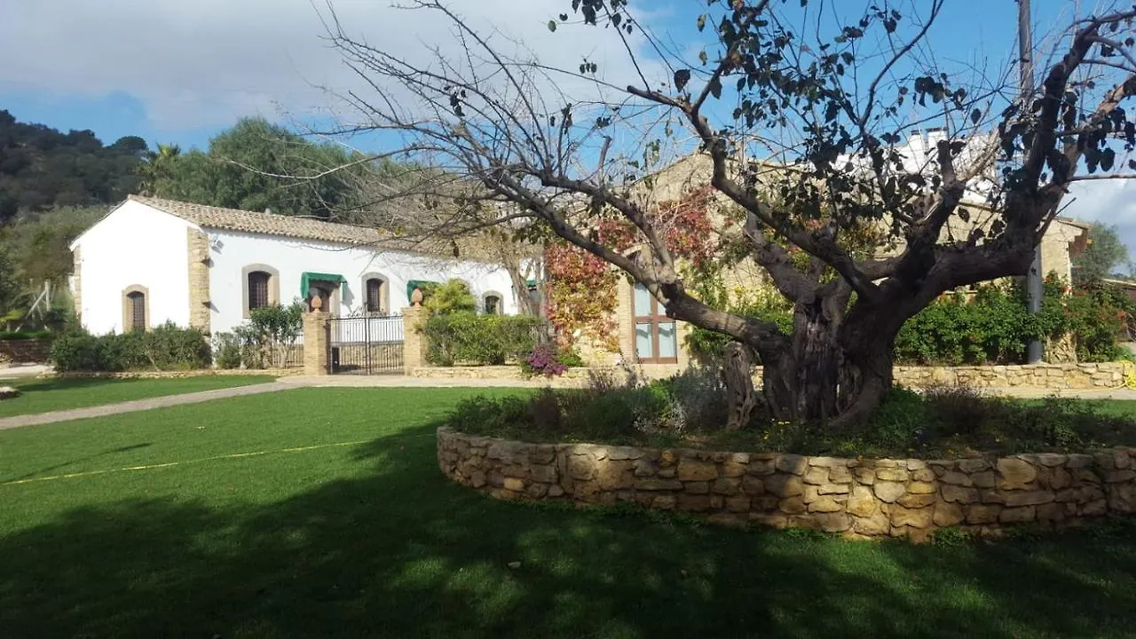 Morus Alba Resort Caltagirone 0*,